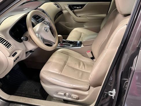 Used 2013 Nissan Altima 2.5 SL w/ Technology Pkg FWD image 5