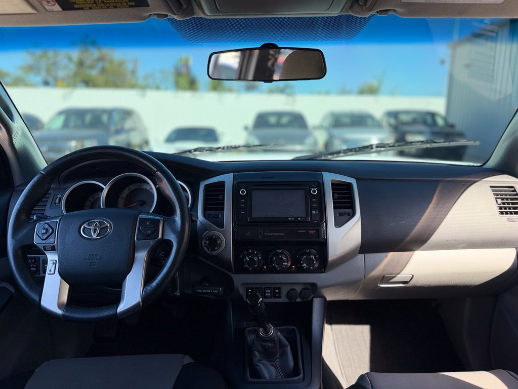 Used 2015 Toyota Tacoma 4x4 Double Cab w/ TRD Off-Road Package image 15