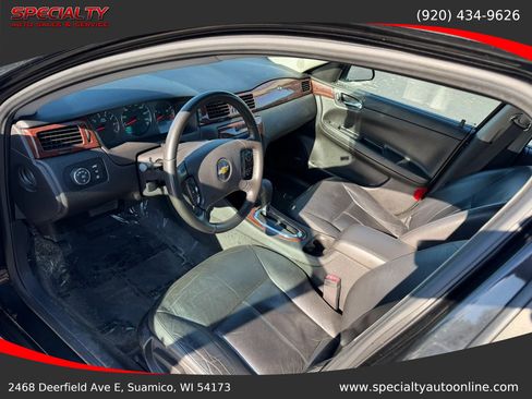 Used 2011 Chevrolet Impala LTZ FWD image 11