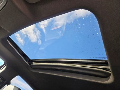 Used 2024 GMC Sierra 1500 AT4 w/ AT4 Premium Package image 8