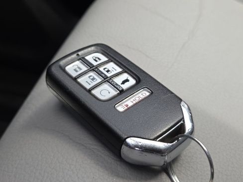 Used 2020 Honda Odyssey EX-L image 24