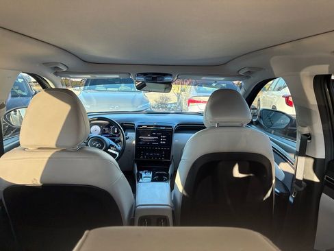 Used 2023 Hyundai Tucson Limited image 14
