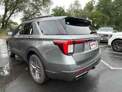 New 2026 Ford Explorer ST-Line image 6