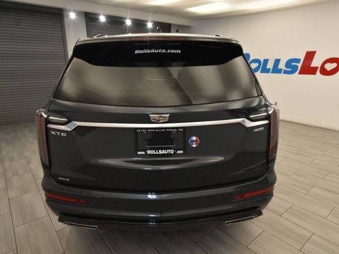 Used 2023 Cadillac XT6 Sport w/ Technology Package AWD/4WD image 4