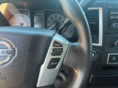 Certified 2017 Nissan Titan S image 27