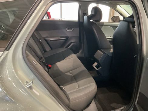 New 2025 Kia K4 FWD image 18