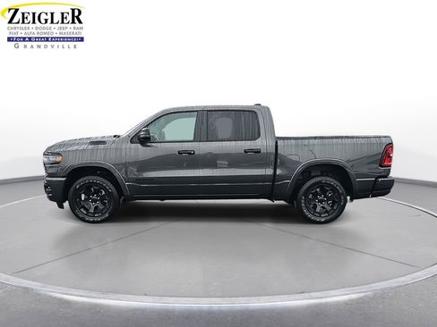 New 2026 RAM 1500 4x4 Crew Cab image 8