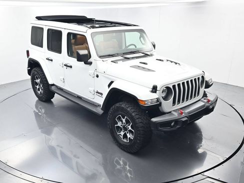 Used 2021 Jeep Wrangler Unlimited Rubicon w/ Cold Weather Group AWD/4WD image 42