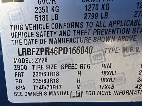 Used 2023 Buick Envision Essence image 31