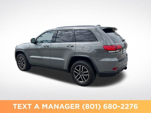 Used 2020 Jeep Grand Cherokee Trailhawk w/ Trailhawk Luxury Group AWD/4WD image 3