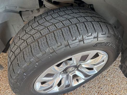 Used 2022 RAM 1500 Limited image 2