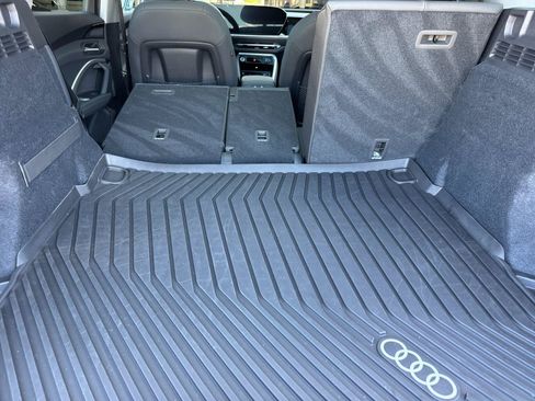 Used 2025 Audi Q5 Premium w/ Convenience Package AWD/4WD image 15