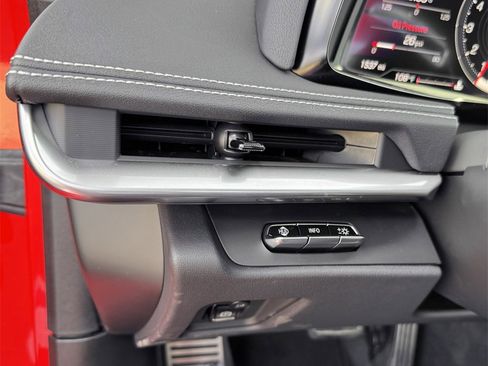 Used 2025 Chevrolet Corvette Z06 image 14