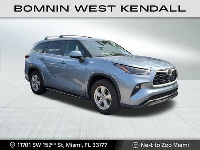 Used 2024 Toyota Highlander LE