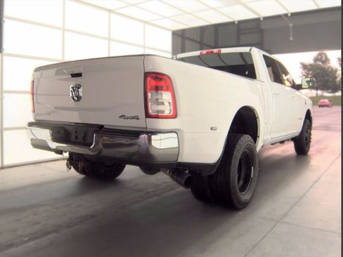 Used 2021 RAM 3500 Big Horn AWD/4WD image 2