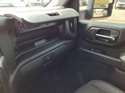 Used 2026 Chevrolet Silverado 2500 Custom w/ Custom Value Package AWD/4WD image 23