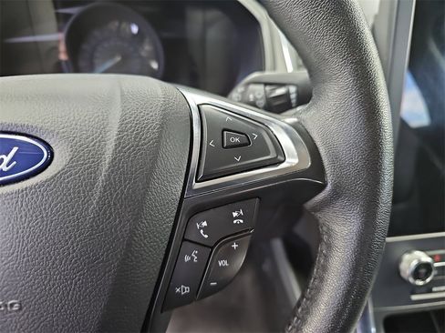 Used 2024 Ford Edge Titanium image 18