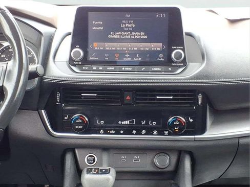 Used 2021 Nissan Rogue SV w/ Premium Package FWD image 12