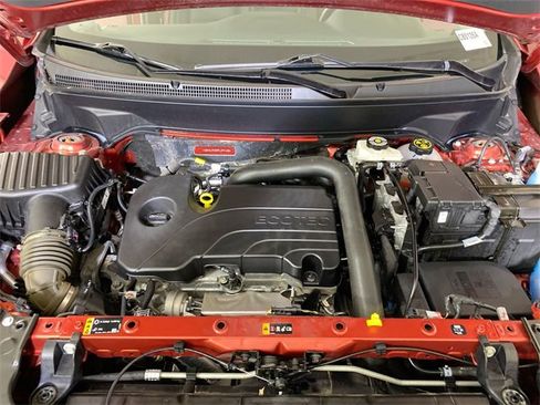 Used 2023 GMC Terrain SLT image 16