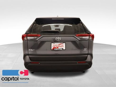 Certified 2024 Toyota RAV4 LE AWD/4WD image 4