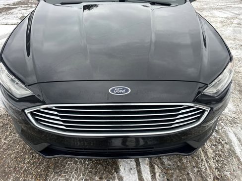 Used 2020 Ford Fusion SE image 13