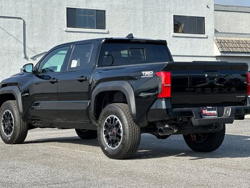 New 2025 Toyota Tacoma TRD Off-Road image 6