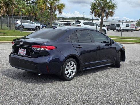 Certified 2026 Toyota Corolla LE FWD image 5