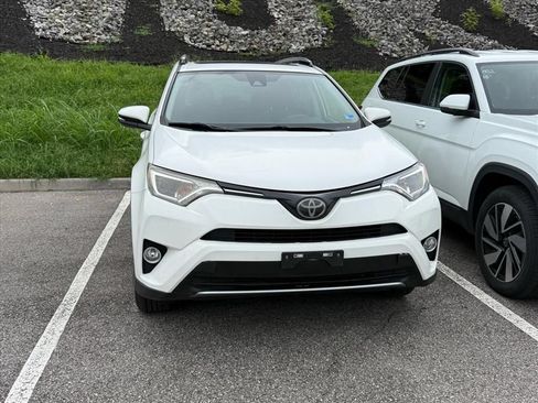Used 2017 Toyota RAV4 XLE w/ All Weather Liner Package AWD/4WD image 6