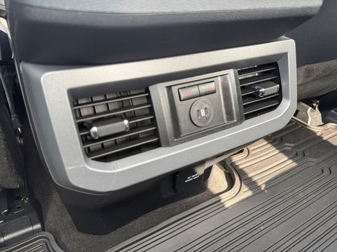 Used 2025 Ford F250 Lariat w/ Lariat Ultimate Package AWD/4WD image 19