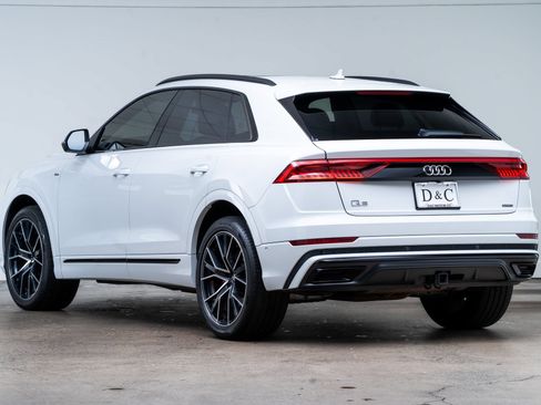 Used 2019 Audi Q8 Prestige AWD/4WD image 5