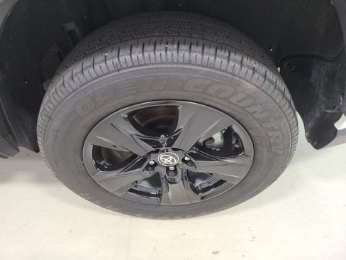 Used 2024 Toyota RAV4 XLE AWD/4WD image 39