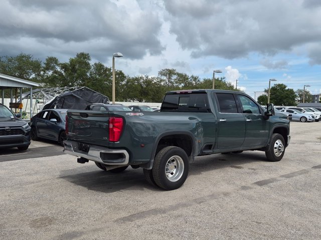 Used 2025 Chevrolet Silverado 3500 LTZ w/ LTZ Plus Package AWD/4WD image 5