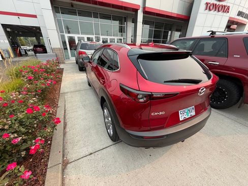 Used 2020 MAZDA CX-30 FWD w/ Premium Package image 4