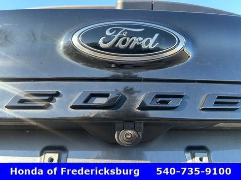 Used 2023 Ford Edge SE w/ Black Appearance Package image 9