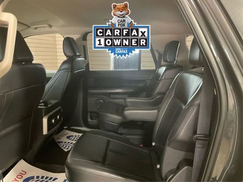Used 2023 Ford Expedition Max XLT image 10