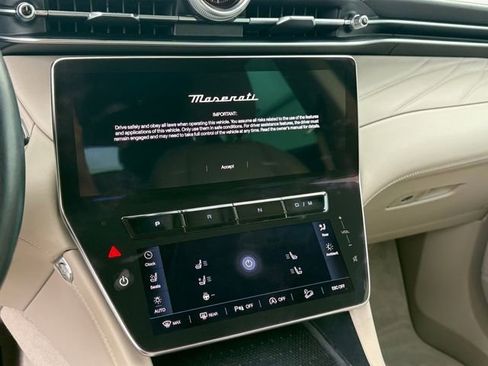 Used 2023 Maserati Grecale GT image 10
