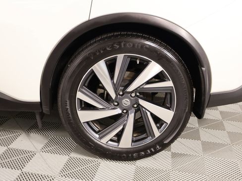 Used 2017 Nissan Murano Platinum w/ Platinum Technology Package FWD image 20