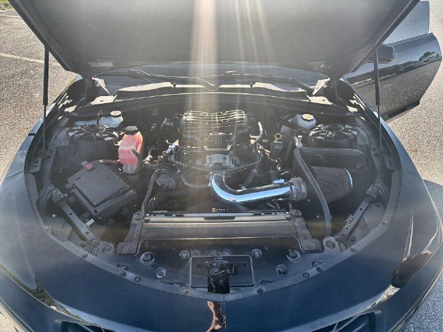 Used 2019 Chevrolet Camaro LT RWD image 31