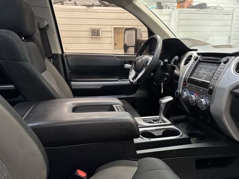 Used 2018 Toyota Tundra SR5 image 27