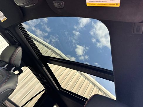 Used 2023 Ford Expedition Limited RWD image 33