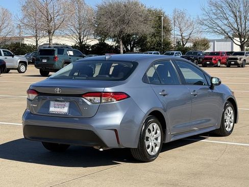 Certified 2025 Toyota Corolla LE image 4