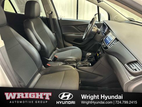 Used 2020 Buick Encore Preferred image 18