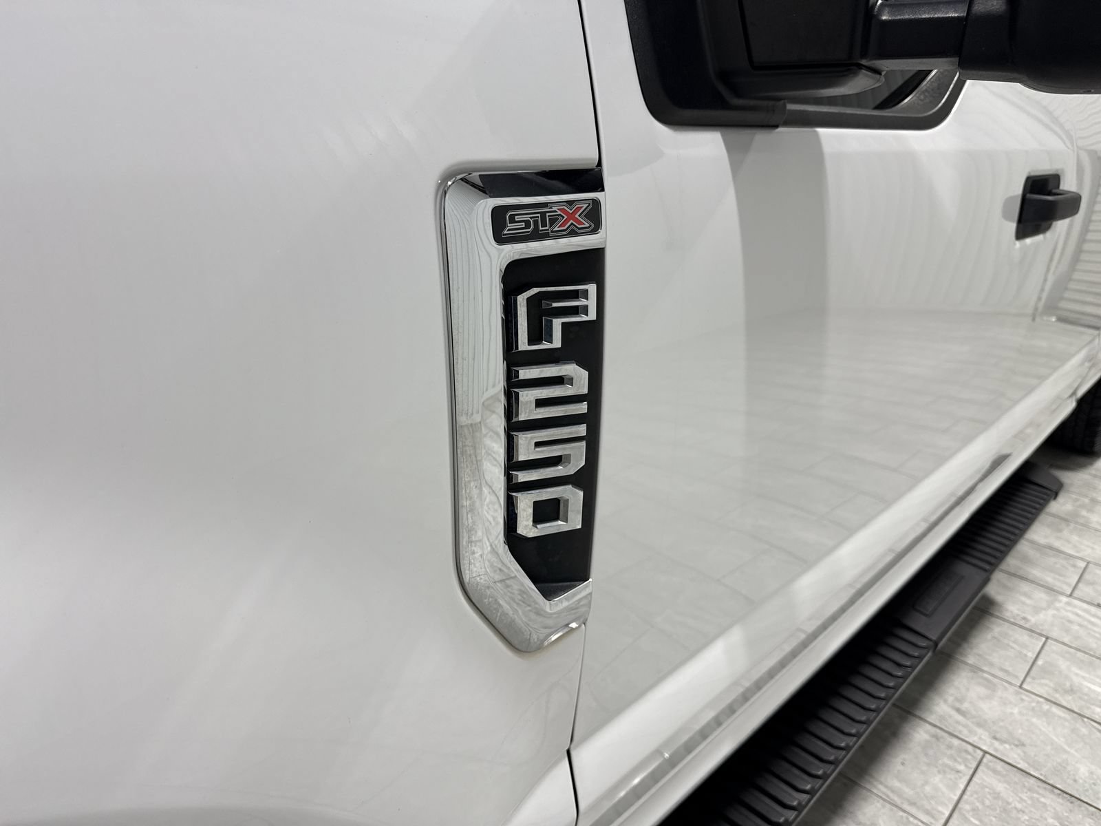 Used 2022 Ford F250 XL w/ STX Appearance Package RWD image 33