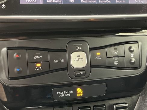 Used 2022 Nissan Leaf SV Plus FWD image 21