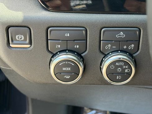 Certified 2024 GMC Sierra 2500 SLE w/ SLE Value Package; AWD/4WD image 26