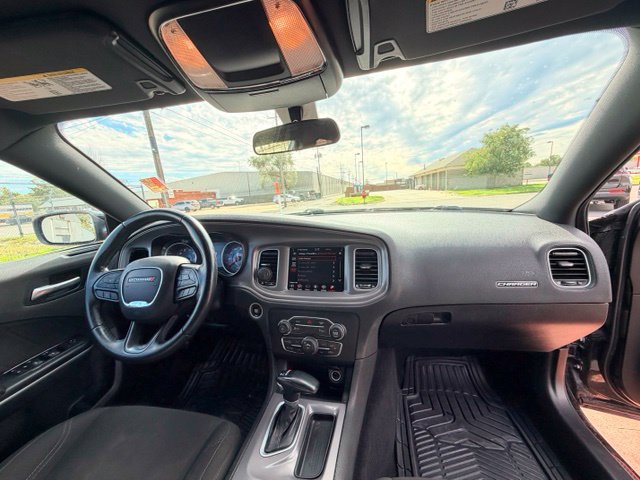 Used 2023 Dodge Charger SXT RWD image 12