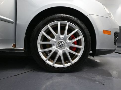 Used 2006 Volkswagen GTI 2.0T 2-Door FWD image 11