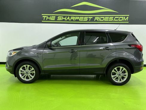Used 2019 Ford Escape SE AWD/4WD image 6