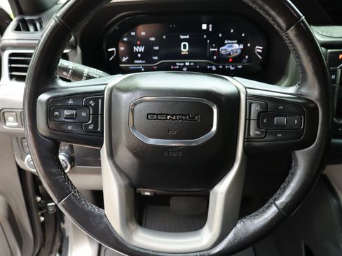 Used 2022 GMC Yukon Denali AWD/4WD image 24
