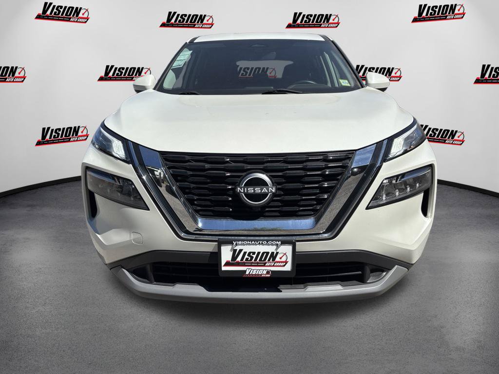Certified 2023 Nissan Rogue SV AWD/4WD image 2